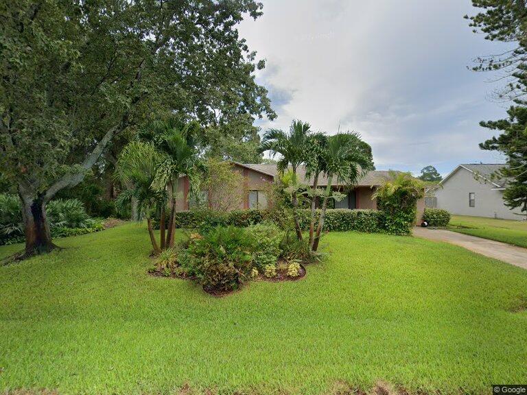 837 Fulda Avenue NW Palm Bay FL 32907