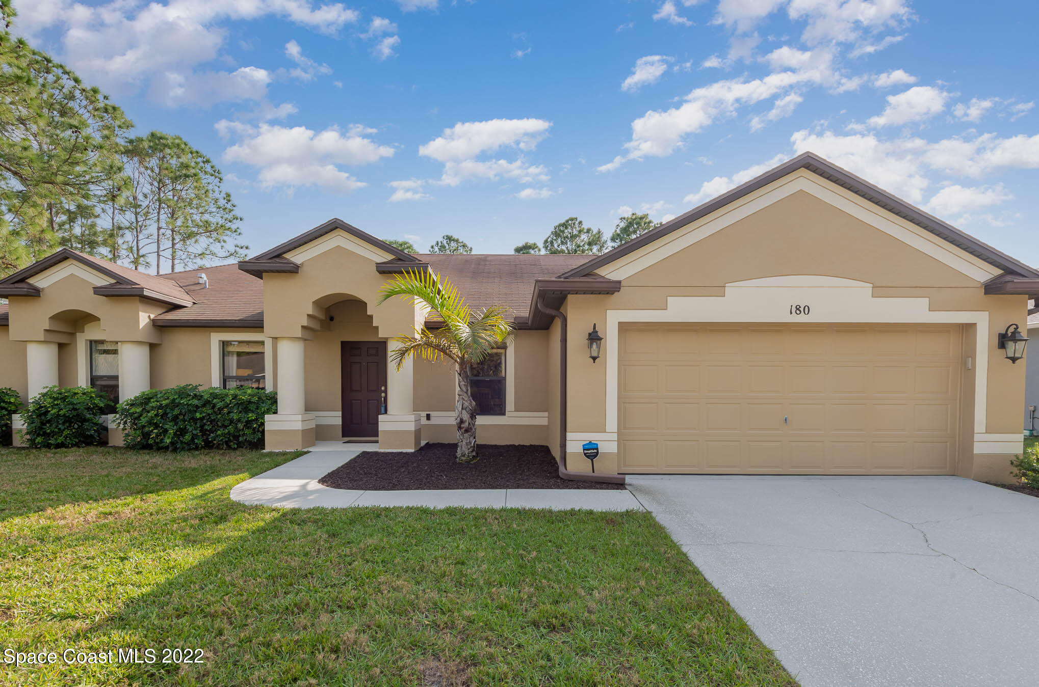 180 Lamar Street SW Palm Bay FL 32908