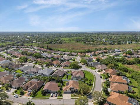 4446 Montreaux Avenue Melbourne FL 32934
