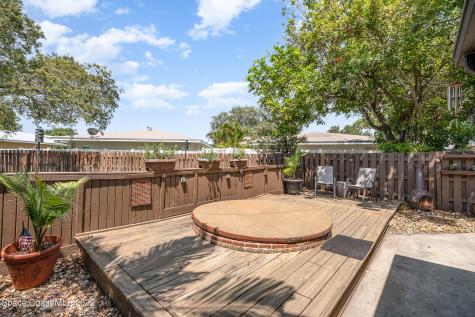 250 Applewood Circle Melbourne FL 32940