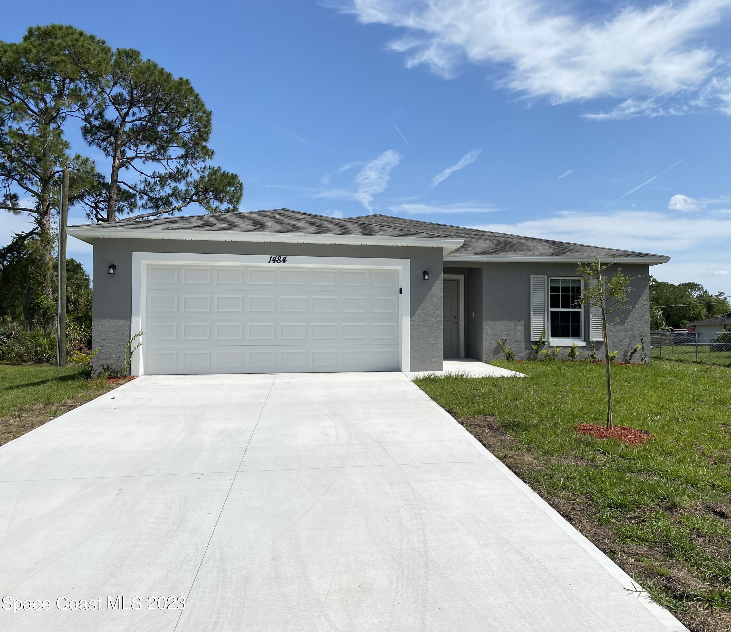 1484 Toy Street SE Palm Bay FL 32909