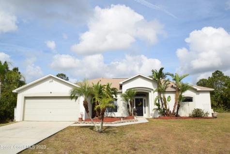 2870 Gaghagen Street SE Palm Bay FL 32909