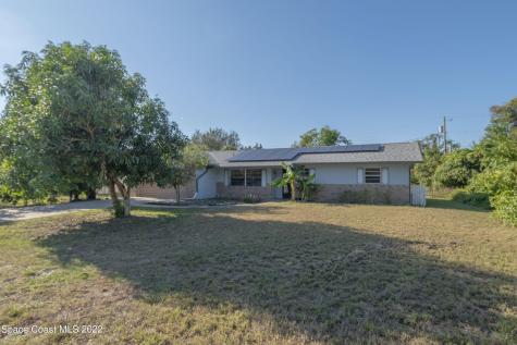 936 Clayton Drive Deltona FL 32725