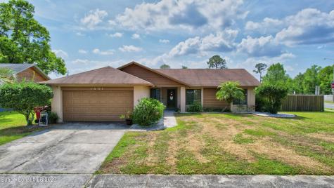 1401 Redbud Circle Plant City FL 33563