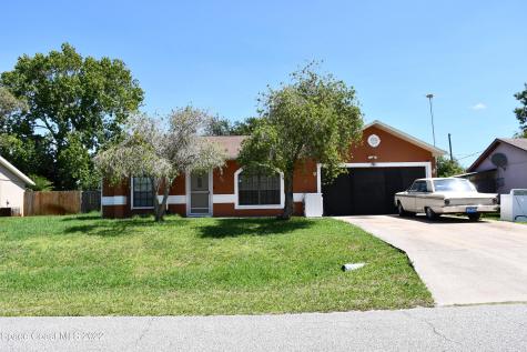 961 Forest Street NE Palm Bay FL 32907