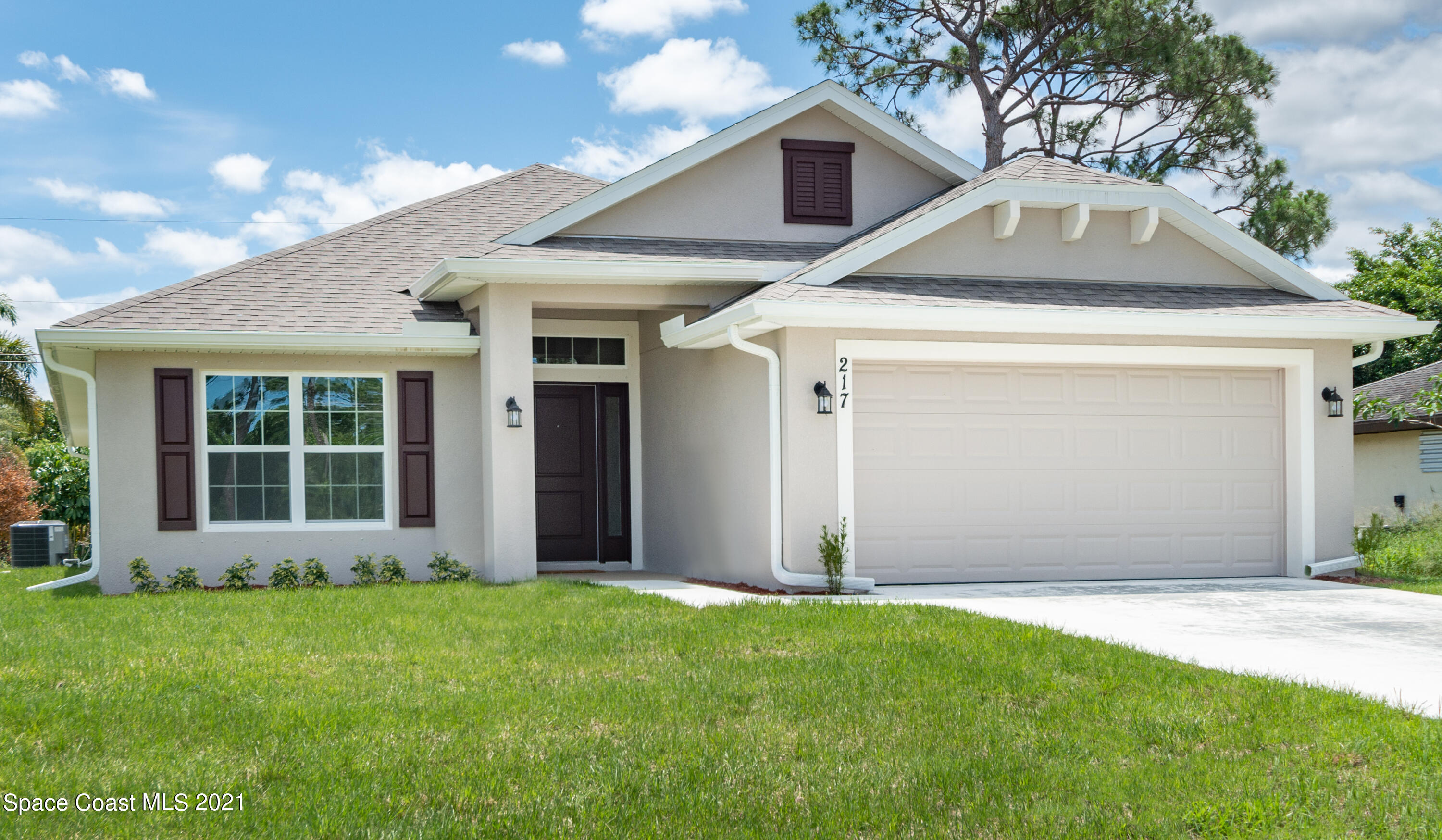 2522 Pinwherry Street NW Palm Bay FL 32907