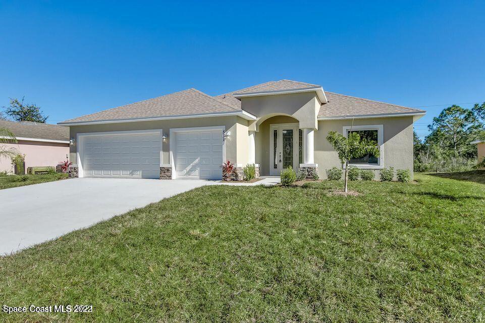 1095 Captiva Island Circle SW Palm Bay FL 32908