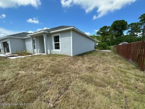 405 Harrison Street SW Palm Bay FL 32908
