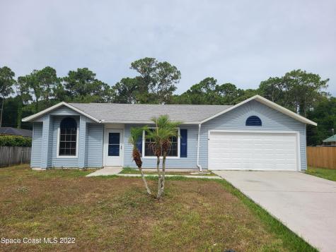 1376 Salerno Avenue SE Palm Bay FL 32909