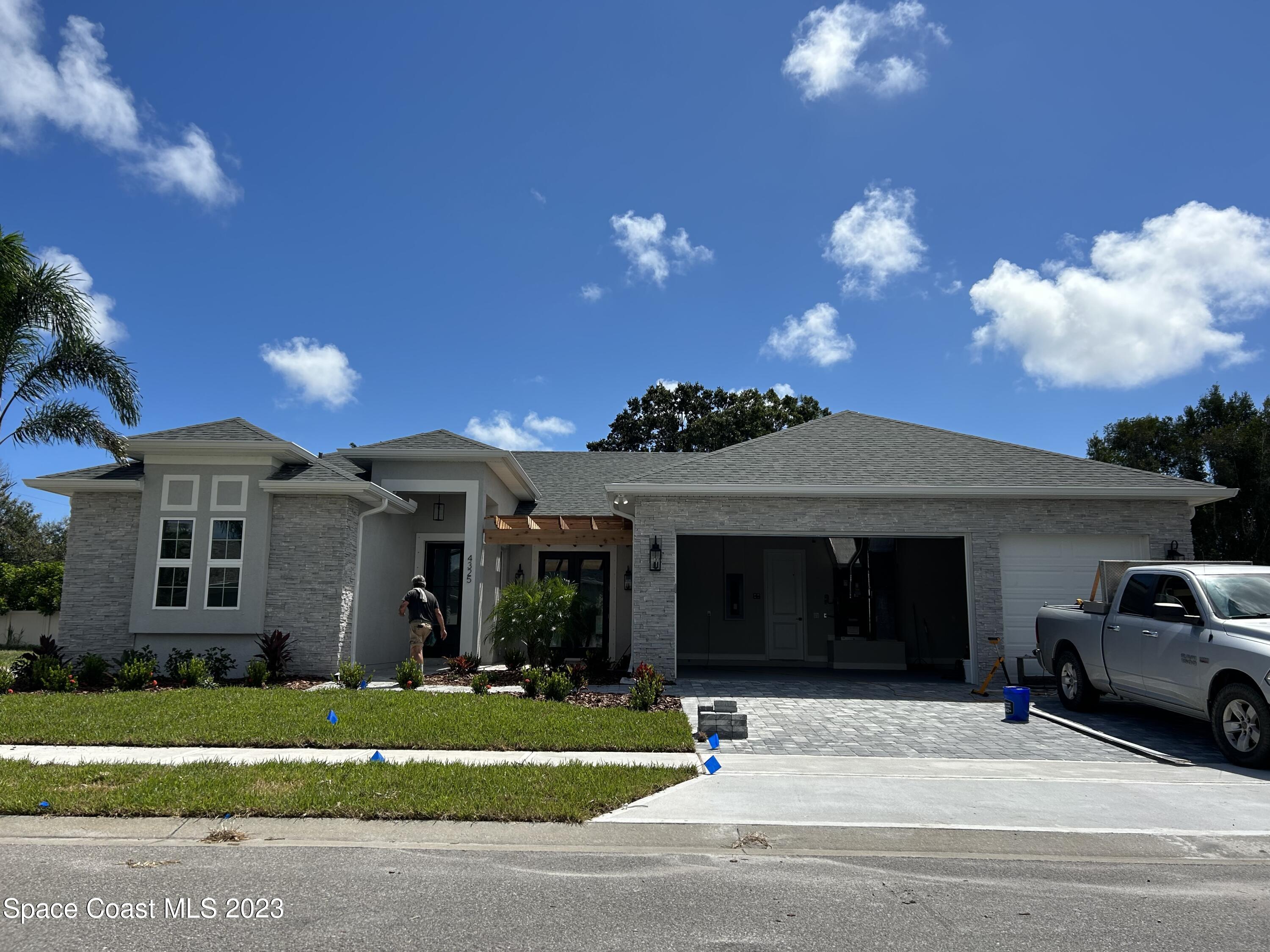 4325 Negal Circle Melbourne FL 32901