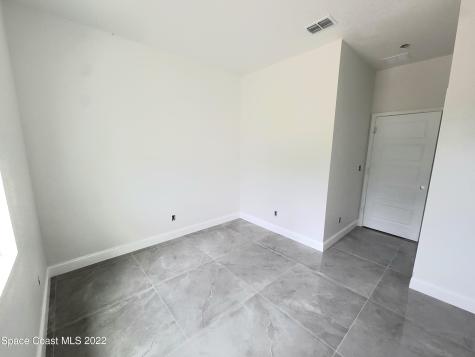 400 Treemont Avenue SW Palm Bay FL 32908