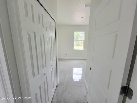 400 Treemont Avenue SW Palm Bay FL 32908