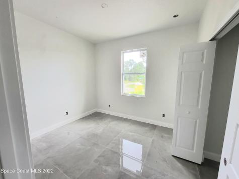 400 Treemont Avenue SW Palm Bay FL 32908