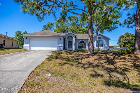218 Awin Circle SE Palm Bay FL 32909