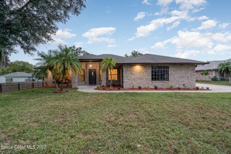 2020 Commodore Street Melbourne FL 32904