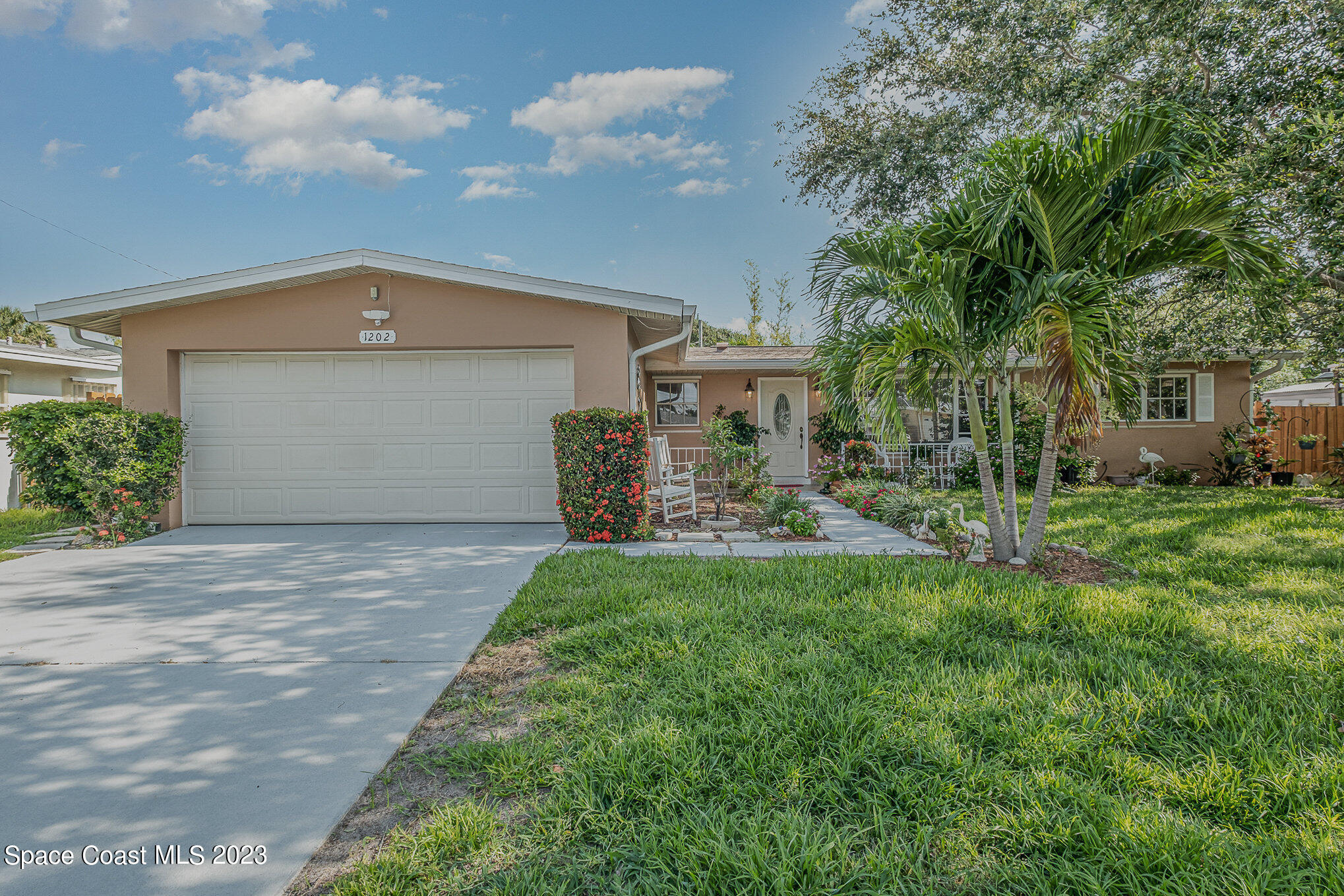 1202 Yacht Club Boulevard Indian Harbour Beach FL 32937