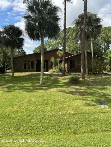 4493 Country Road Melbourne FL 32934