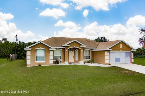 181 Maywood Avenue NW Palm Bay FL 32907