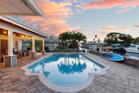 400 Hiawatha Way Melbourne Beach FL 32951