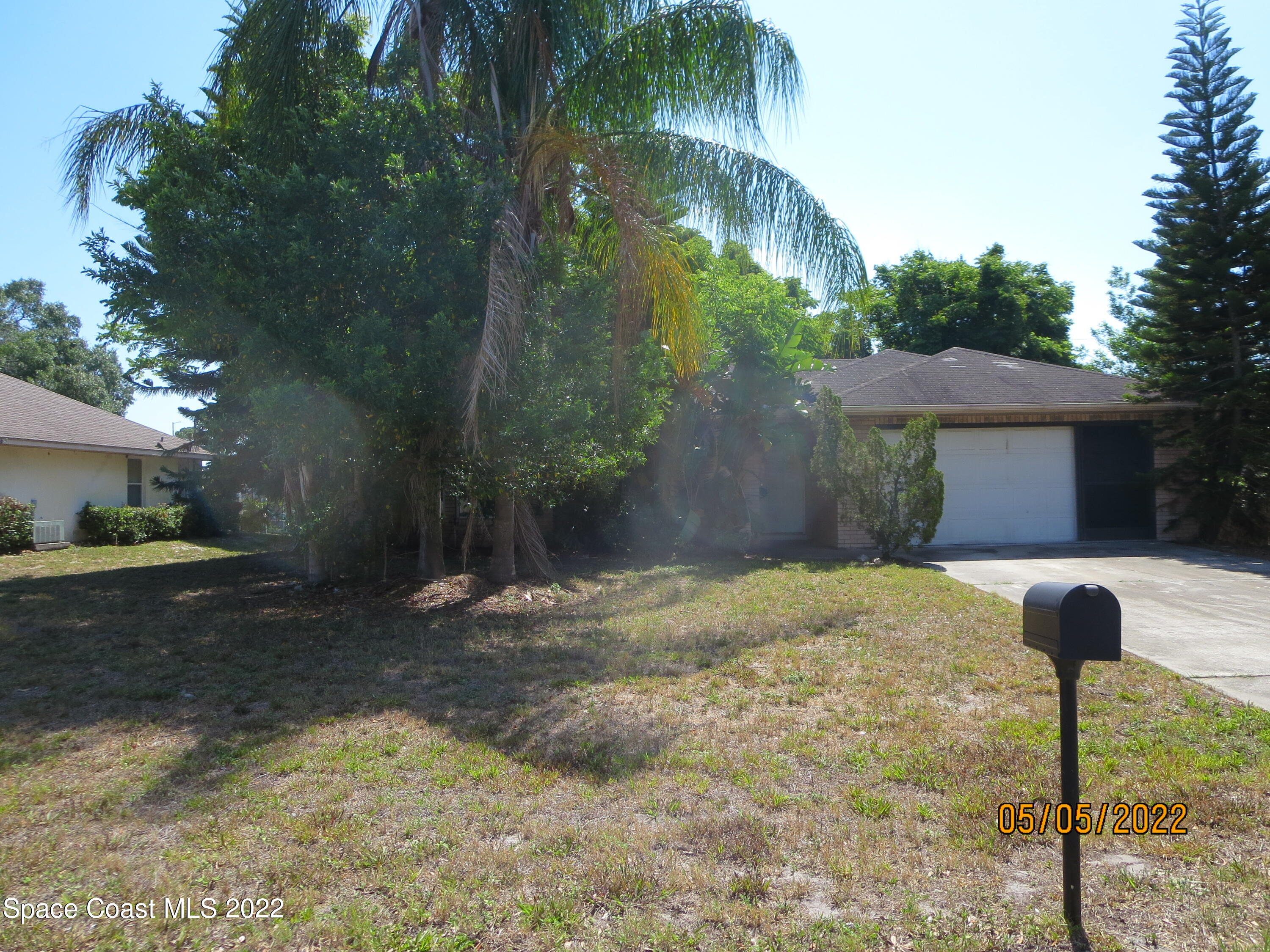 989 Yellowbird Avenue Deltona FL 32725