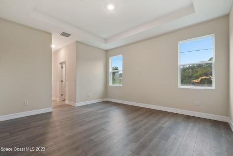 902 Salina Street SE Palm Bay FL 32909