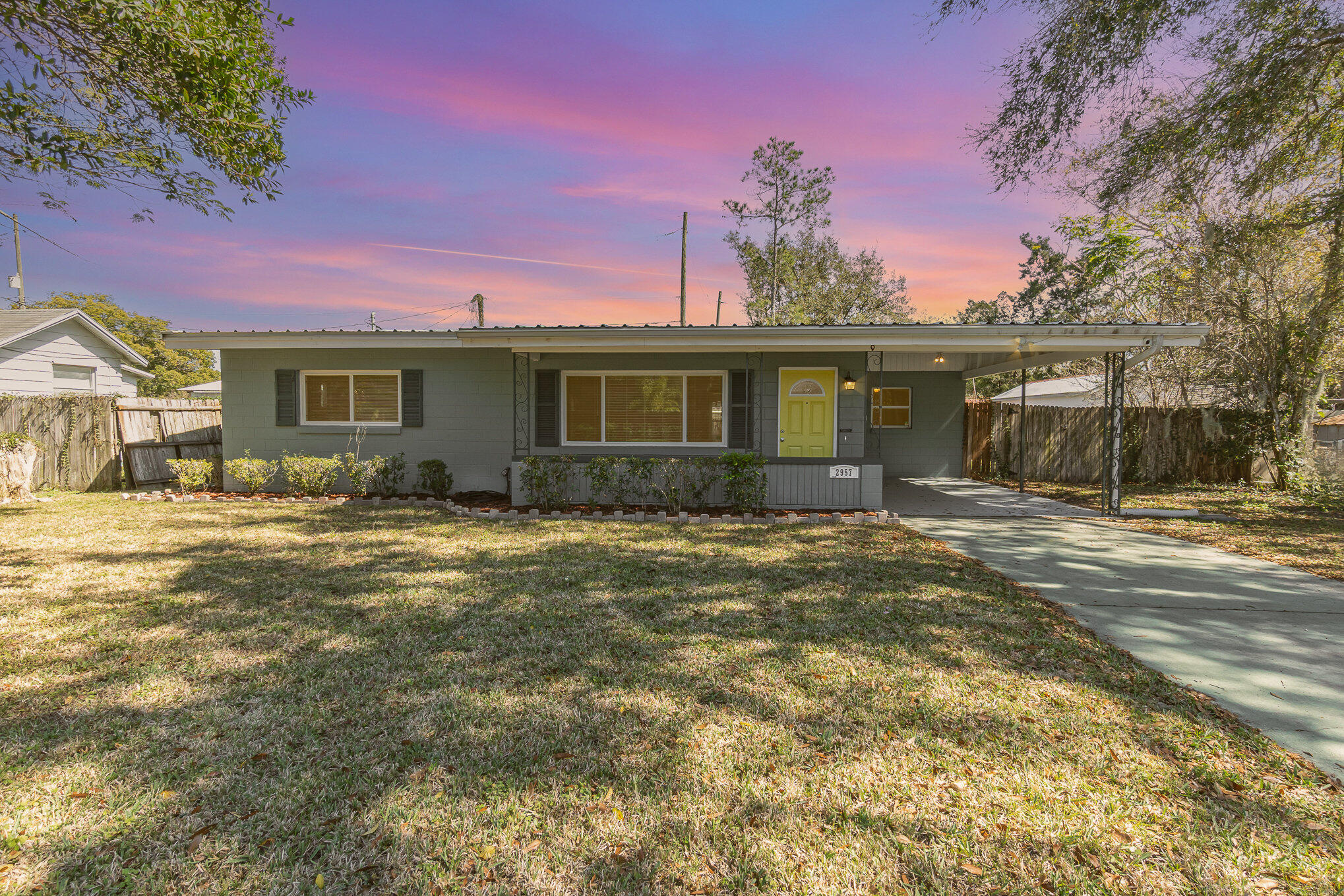 2957 Clark Street Orlando FL 32806