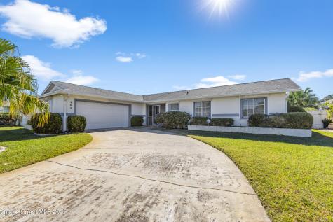 109 Via De La Reina Merritt Island FL 32953