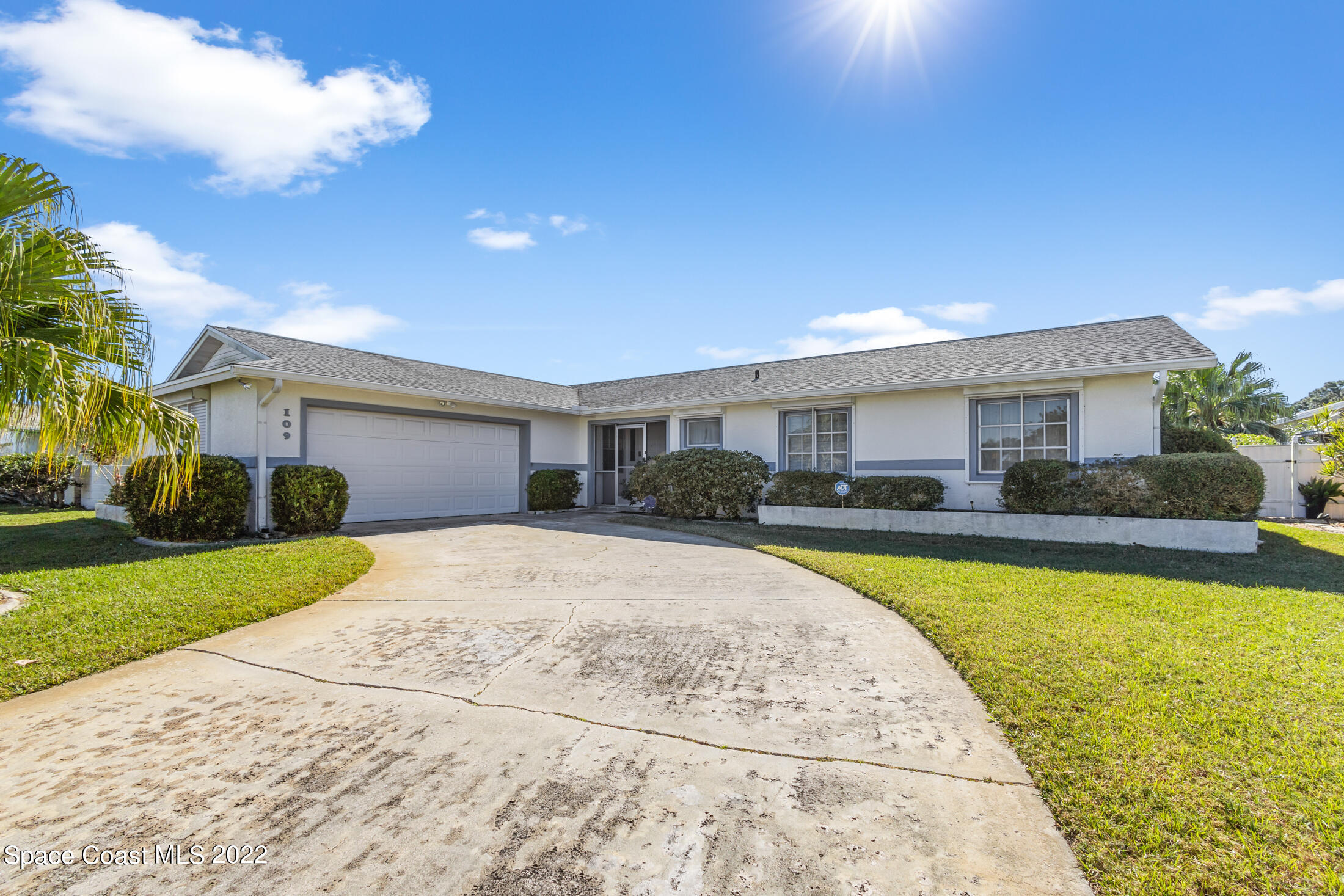 109 Via De La Reina Merritt Island FL 32953