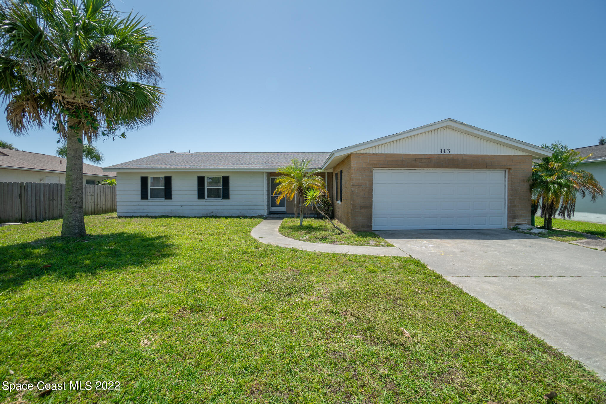 113 Via De La Reina Merritt Island FL 32953