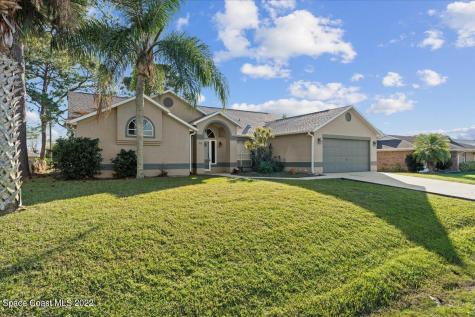 974 Banks Street NW Palm Bay FL 32907