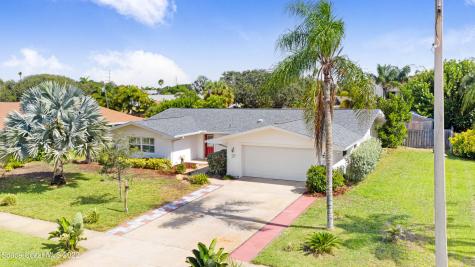 550 Franklyn Avenue Indialantic FL 32903