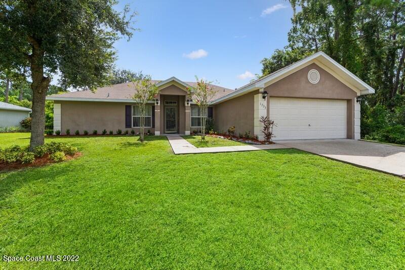 1733 Hayworth Circle NW Palm Bay FL 32907