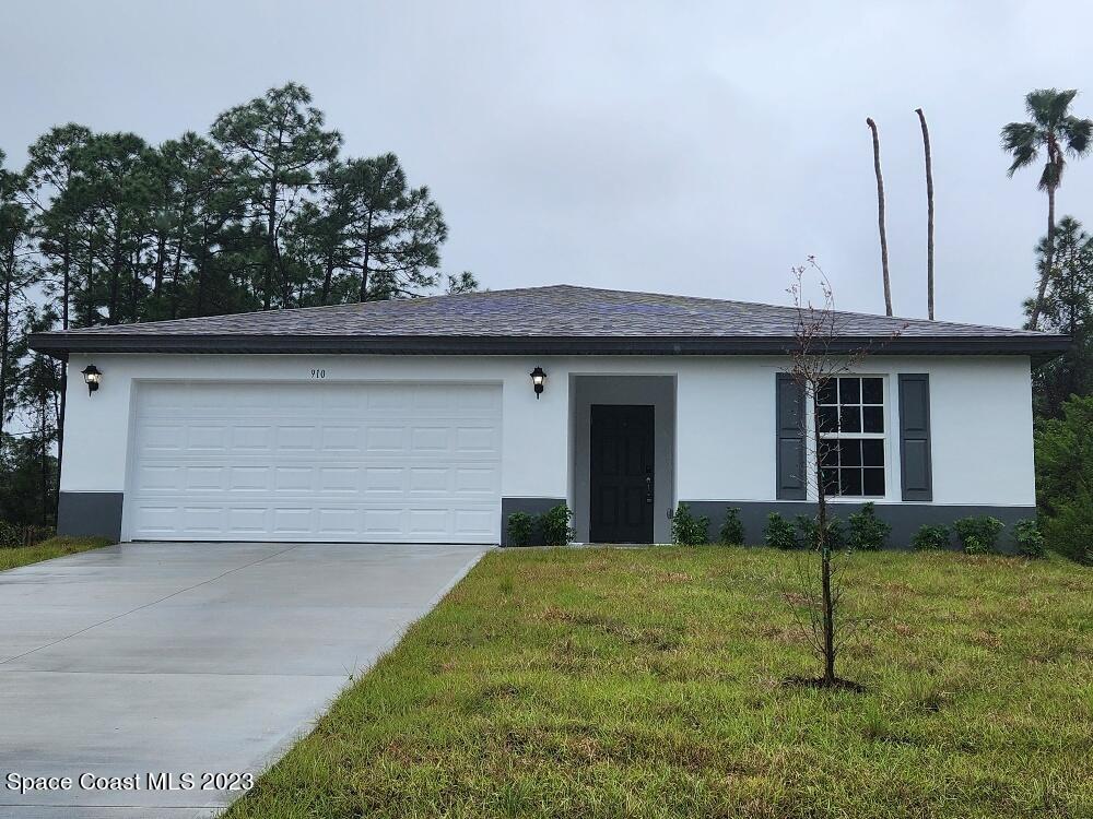 910 Carver Road SE Palm Bay FL 32909