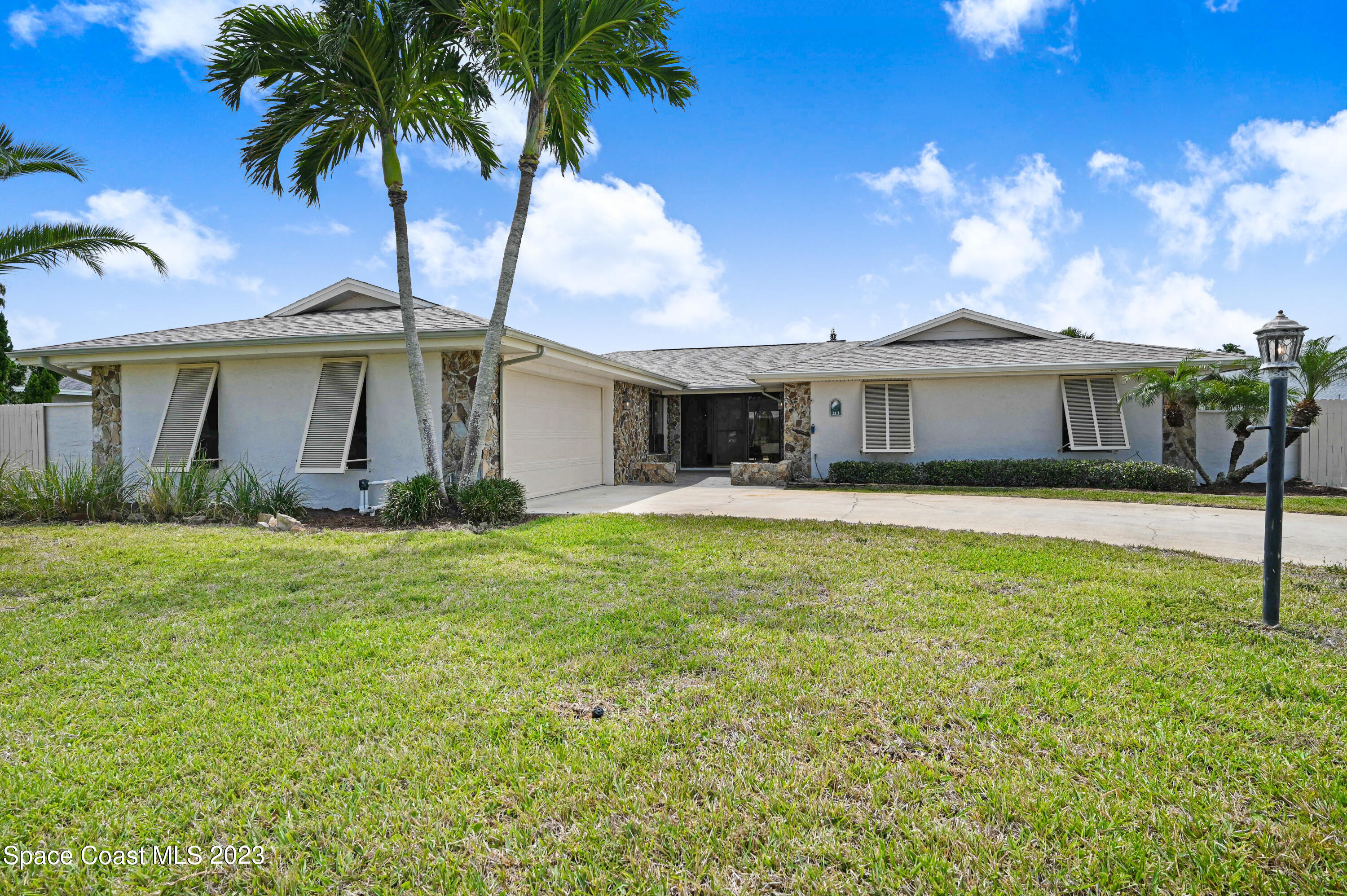213 Dogwood Avenue Melbourne Beach FL 32951