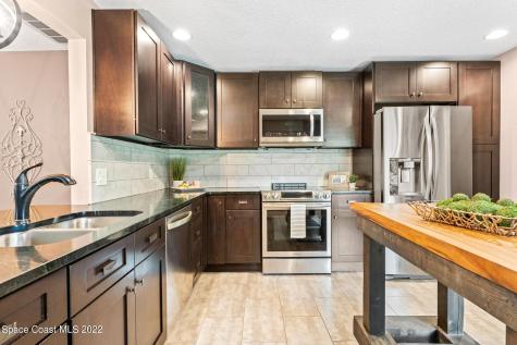 466 Karney Avenue NE Palm Bay FL 32907