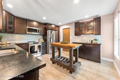 466 Karney Avenue NE Palm Bay FL 32907