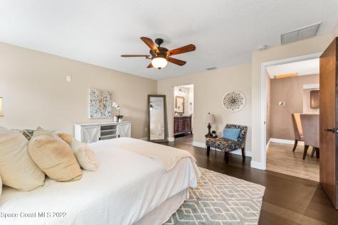 466 Karney Avenue NE Palm Bay FL 32907