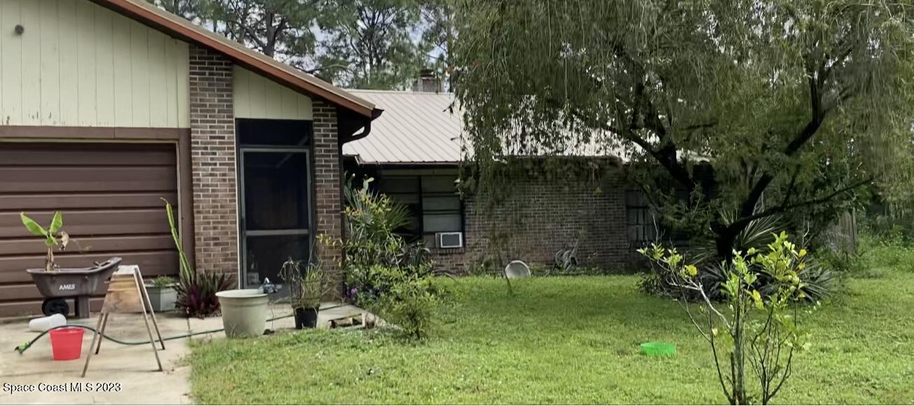 591 Darien Avenue SW Palm Bay FL 32908