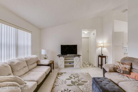 1100 Malone Street NW Palm Bay FL 32907