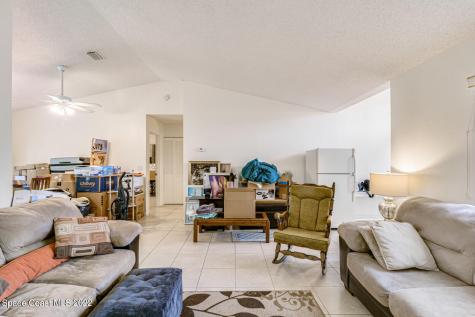 1100 Malone Street NW Palm Bay FL 32907