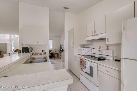 1100 Malone Street NW Palm Bay FL 32907