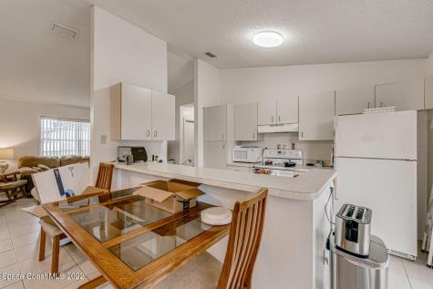 1100 Malone Street NW Palm Bay FL 32907