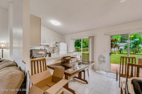 1100 Malone Street NW Palm Bay FL 32907