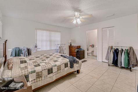 1100 Malone Street NW Palm Bay FL 32907