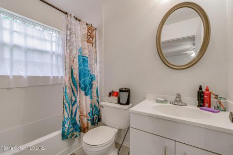 1100 Malone Street NW Palm Bay FL 32907