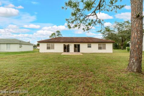1100 Malone Street NW Palm Bay FL 32907