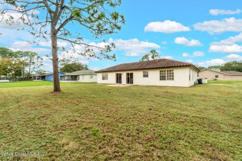 1100 Malone Street NW Palm Bay FL 32907