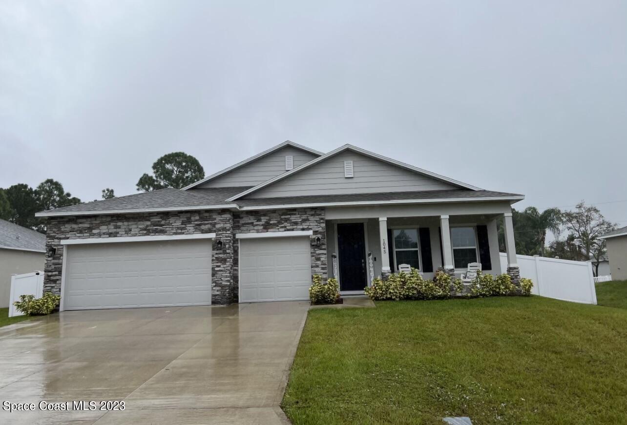 1045 Duxbury Road SE Palm Bay FL 32909