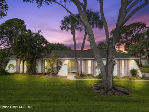 416 Catalina Avenue NW Palm Bay FL 32907