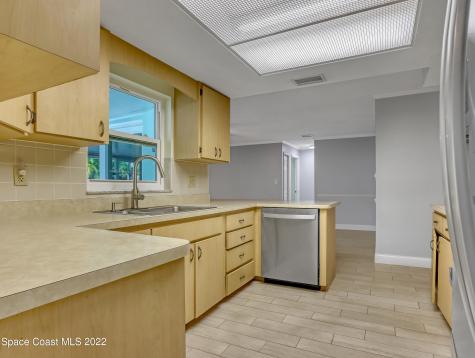 416 Catalina Avenue NW Palm Bay FL 32907